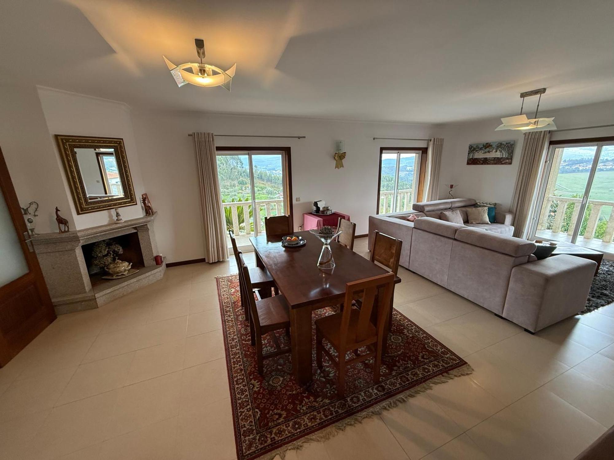 Cerdeirinhas De Basto "Piso Q 4" Appartement Canedo de Basto Buitenkant foto